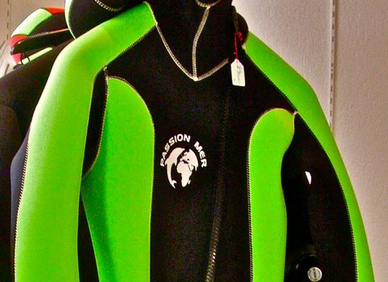 Fabrication de combinaison de plonge Saint Raphal